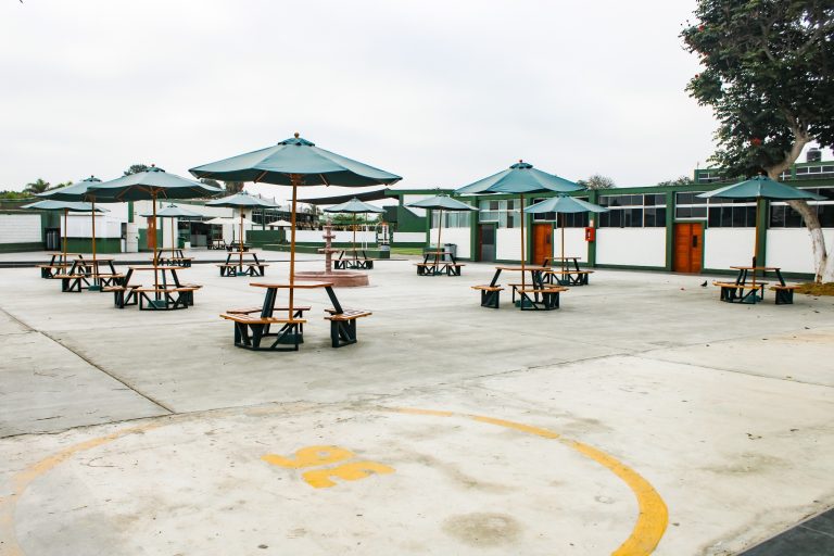 Remodelación del Parque Recreativo en Comedor Abierto para los Estudiantes